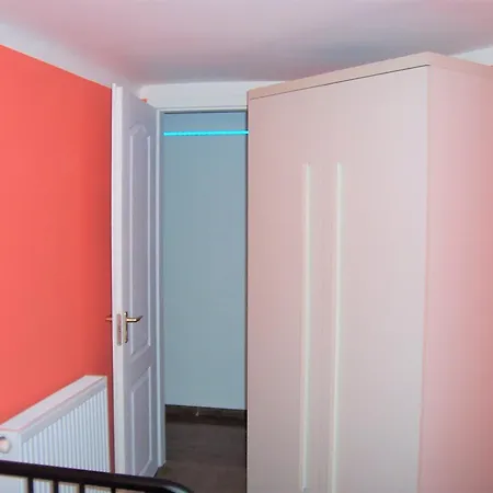 בית אירוח Spark